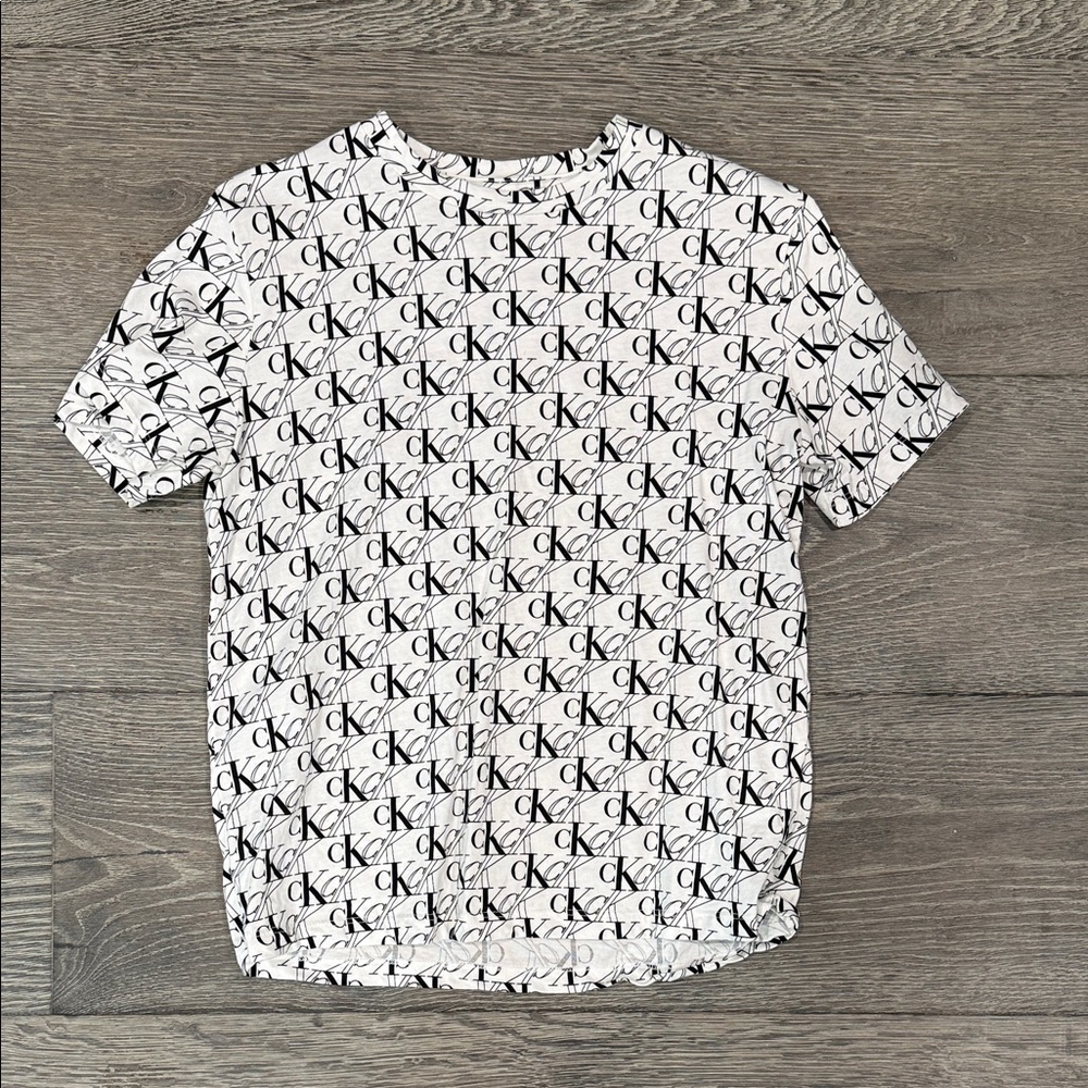 Calvin Klein Women’s Black and White Logo Tee